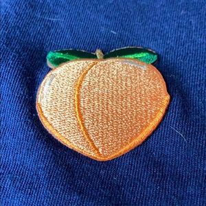 Cropped peach T-shirt